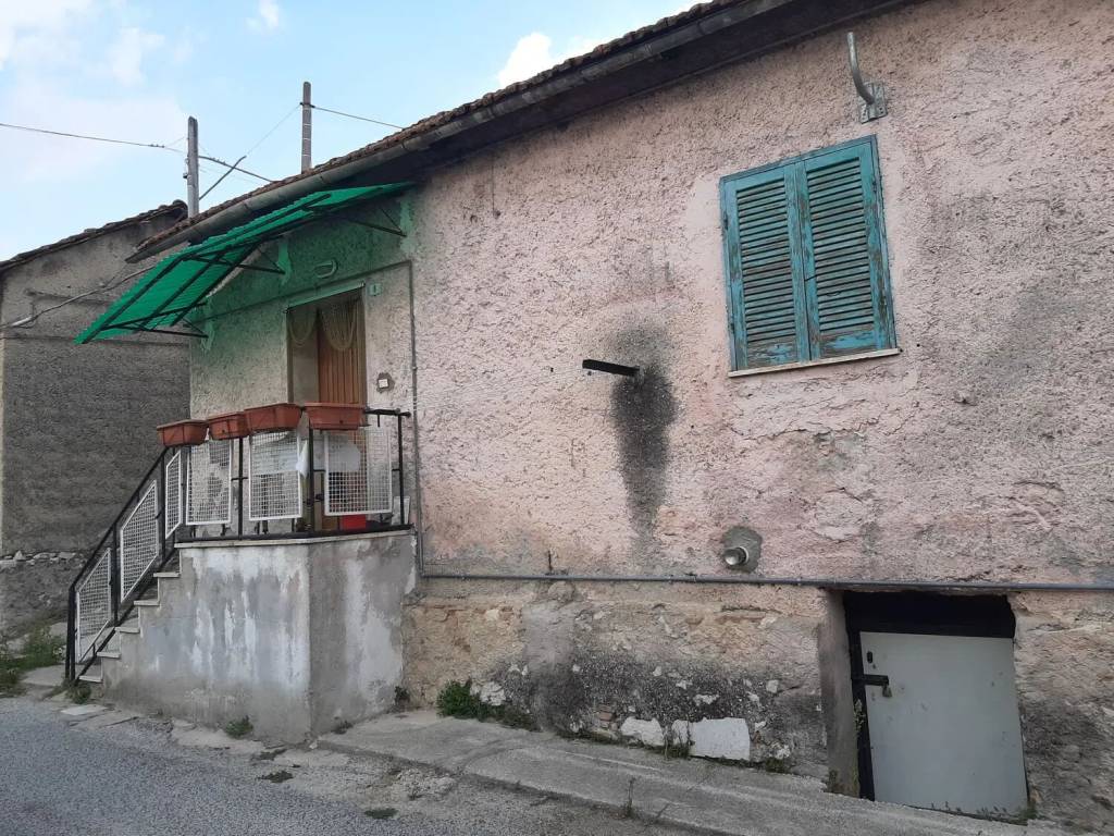 Villa a Avezzano in Via Capoccetti S.N.C. - Foto 2