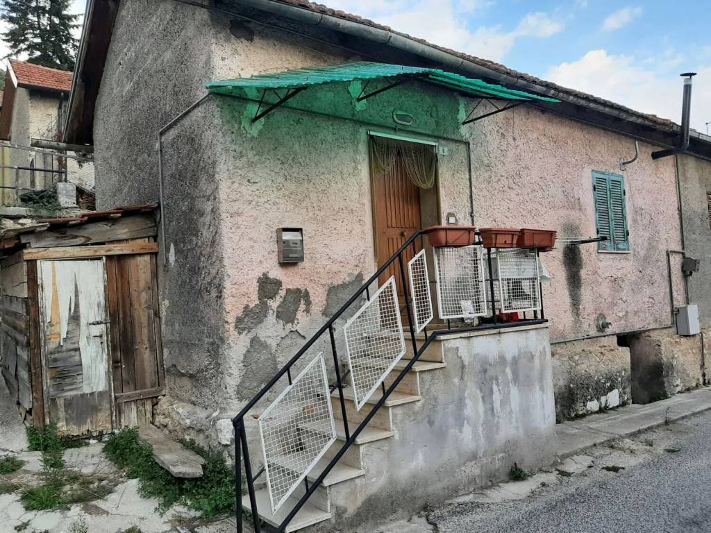 Villa a Avezzano in Via Capoccetti S.N.C. - Foto 5