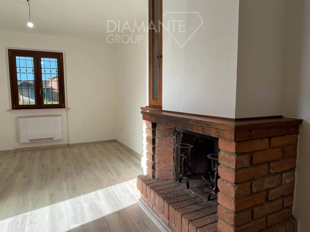 Casa indipendente a Castiglione del lago in Castiglione del Lago - Foto 4