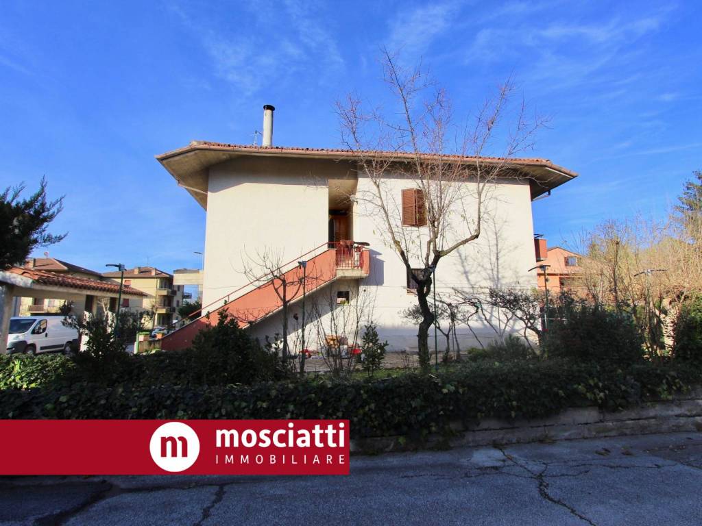 Villa a Matelica in Via San Rocco - Foto 3