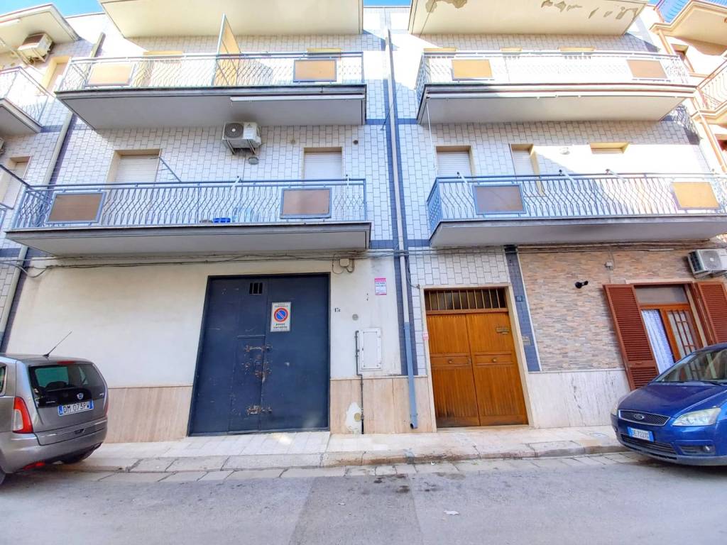 Box / garage a Cerignola in Via Aversa - Foto 3