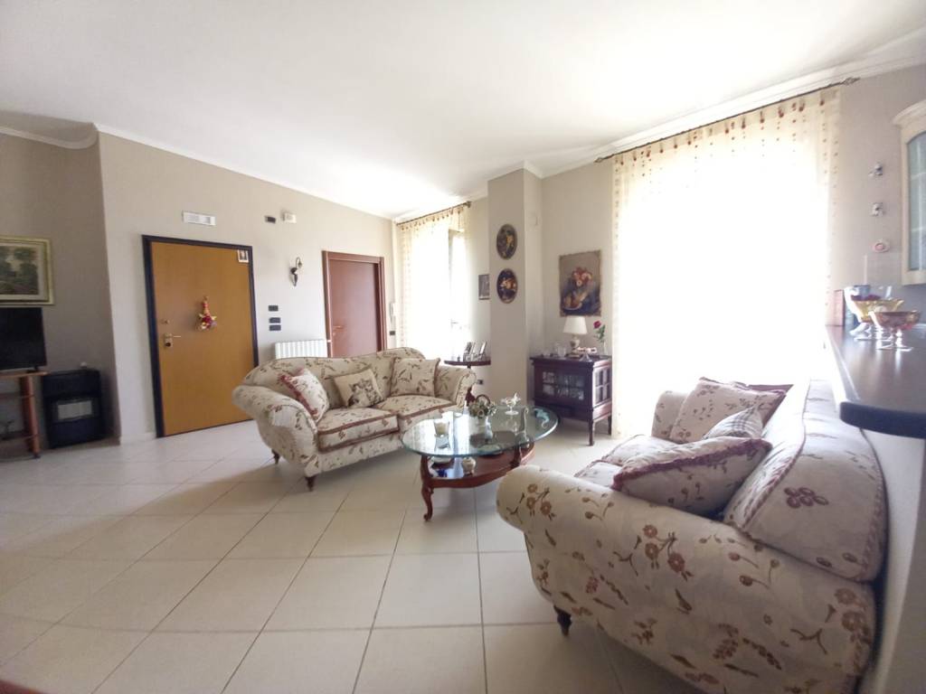 Villa a Cerignola in Strada Statale 16 - Foto 5