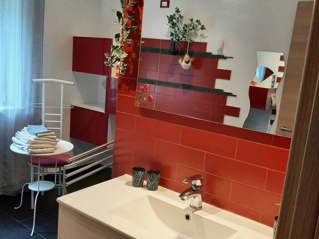 Villa a Canistro in Via Gran Paradiso S.N.C. - Foto 4
