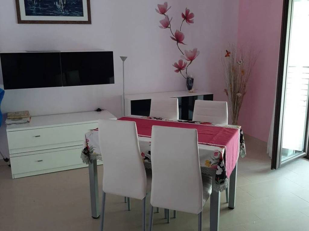 Villa a Canistro in Via Gran Paradiso S.N.C. - Foto 5