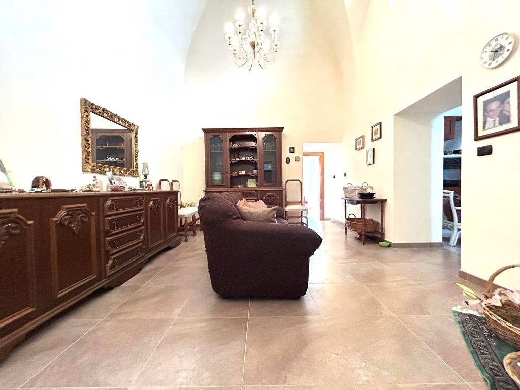 Casa indipendente a Cerignola in Via Chiomenti - De Martinis E Tonti - Foto 2