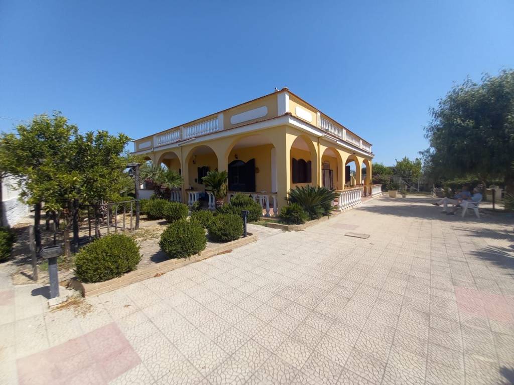 Villa a Cerignola in Via Manfredonia snc - Foto 4