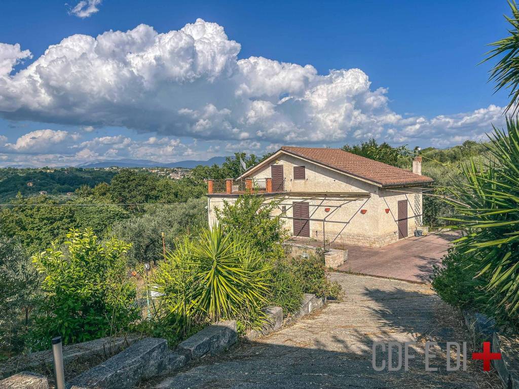 Villa a Poggio nativo in Via Farense - Foto 5