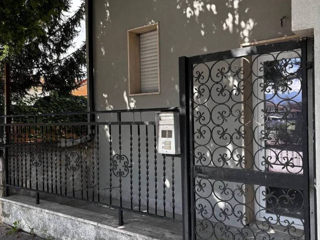 Villa a Avezzano in Via Xx Settembre S.N.C. - Foto 3
