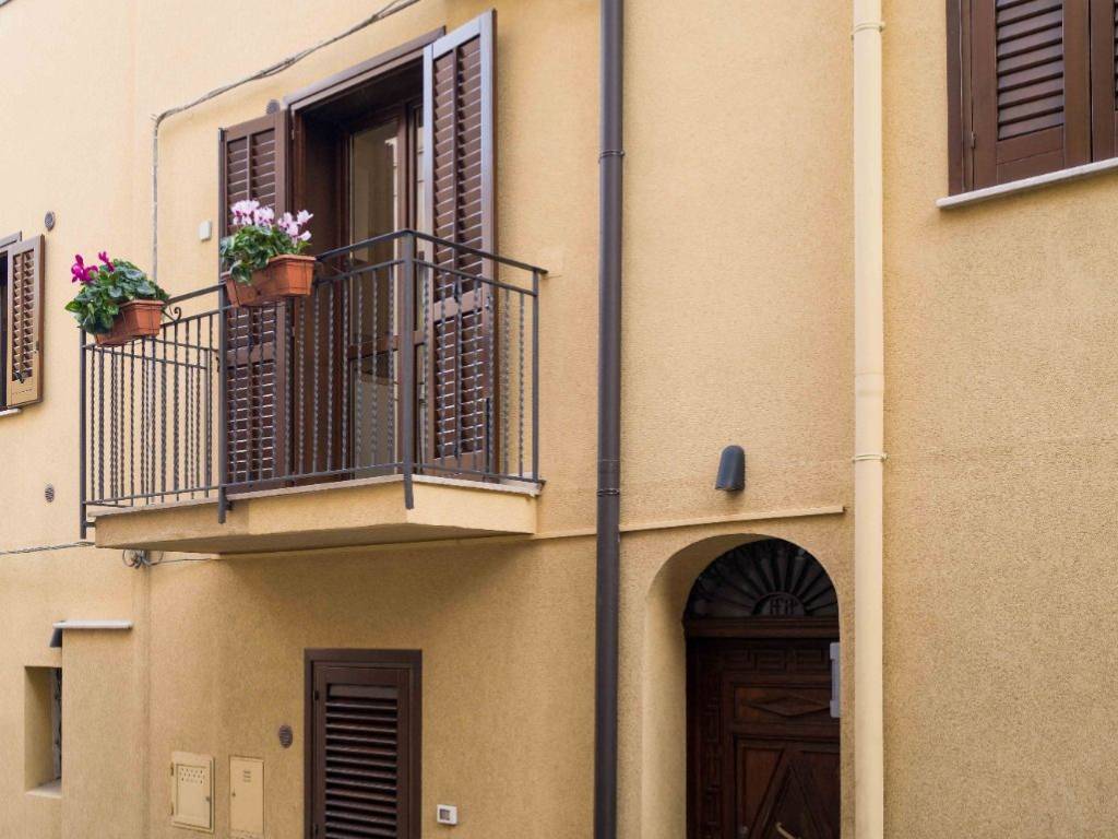 Casa indipendente a Castellammare del golfo in Via delle Fosse Granarie - Foto 3