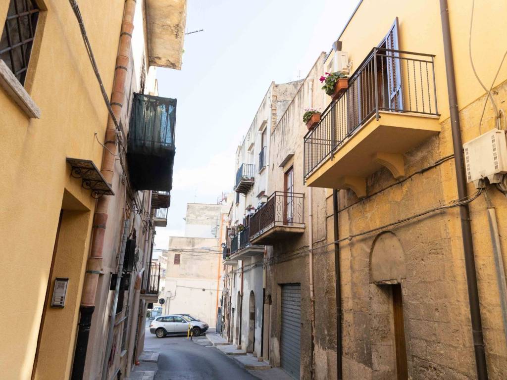 Casa indipendente a Castellammare del golfo in Via delle Fosse Granarie - Foto 5