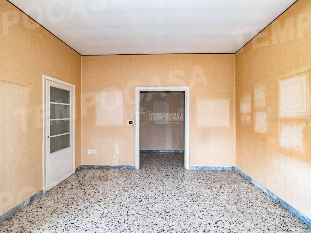 Appartamento a Vercelli in Via Alessandro Manzoni - Foto 3