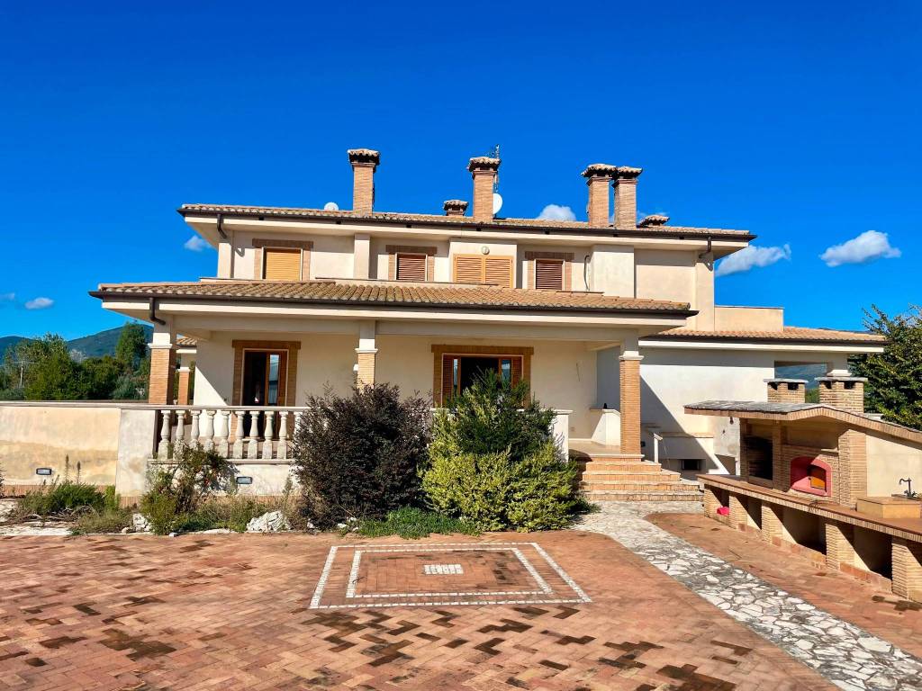 Villa a Fondi in Via Fosso Calabrese - Foto 2