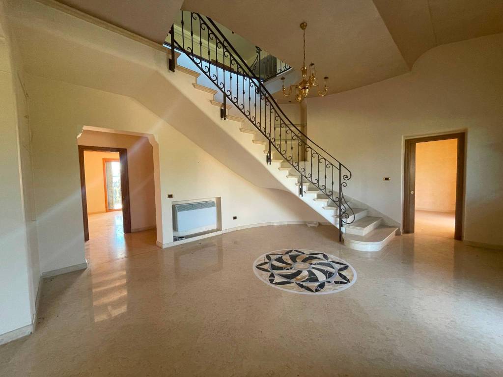 Villa a Fondi in Via Fosso Calabrese - Foto 3