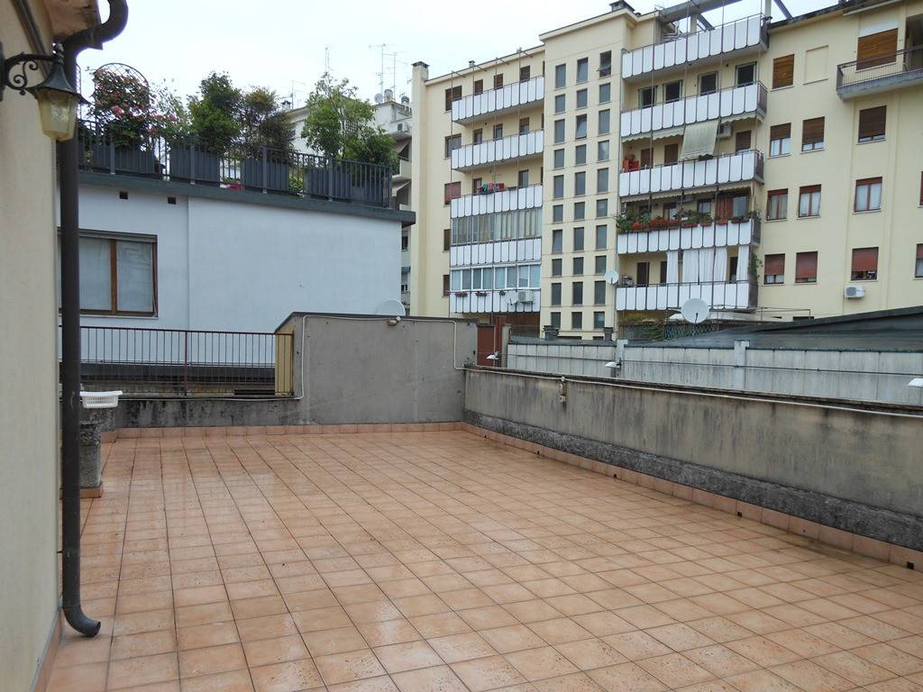 Appartamento a Pordenone in Corso Vittorio Emanuele II - Foto 3