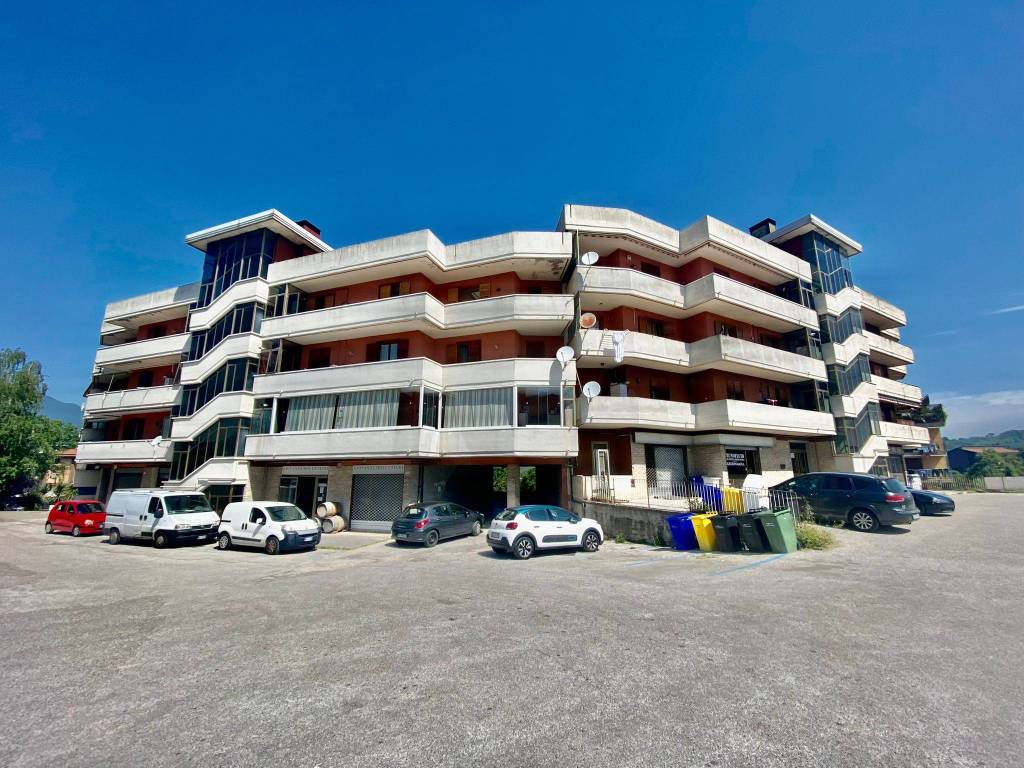 Appartamento a Atripalda in Via Teodoro Mommsen - Foto 2