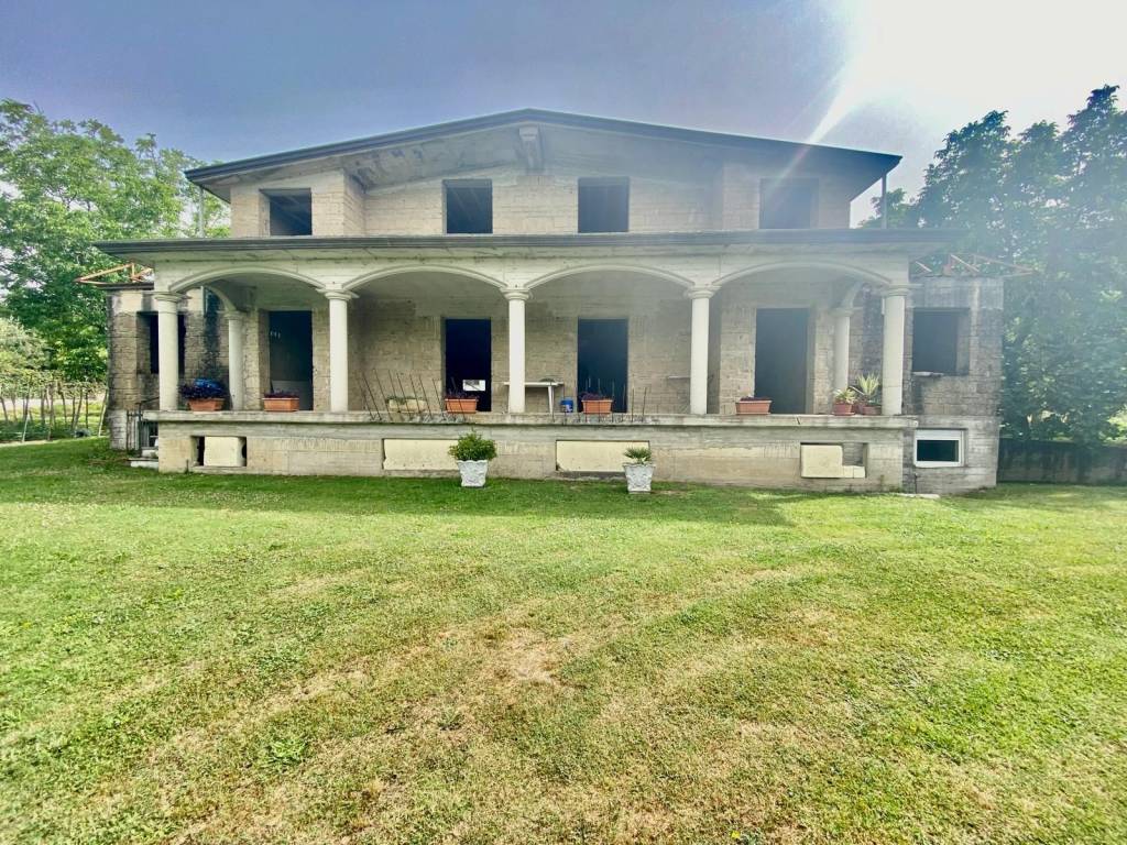 Casa indipendente a Santo stefano del sole in Via dei Ciliegi, Santo Stefano del Sole - Foto 5