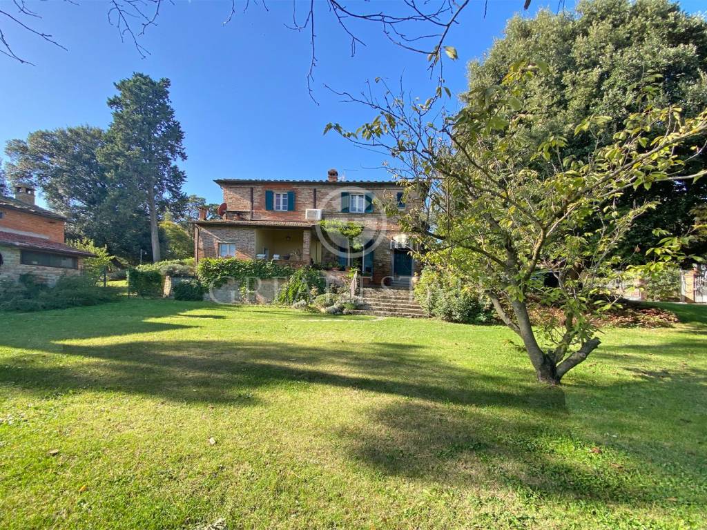 Rustico / casale a Foiano della chiana in Piazzetta San Domenico - Foto 3