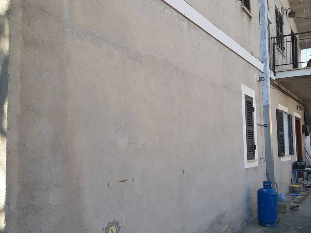 Villa a Scurcola marsicana in Via Roma, 87 - Foto 2