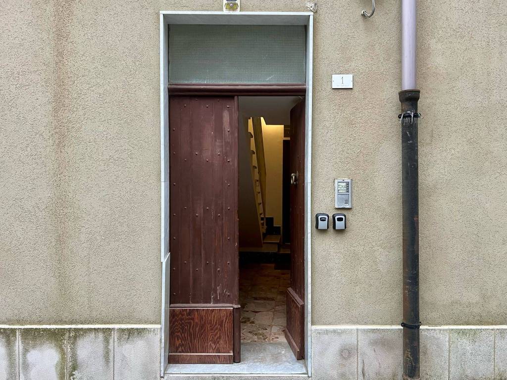 Appartamento a Enna in Via Camiolo - Foto 3