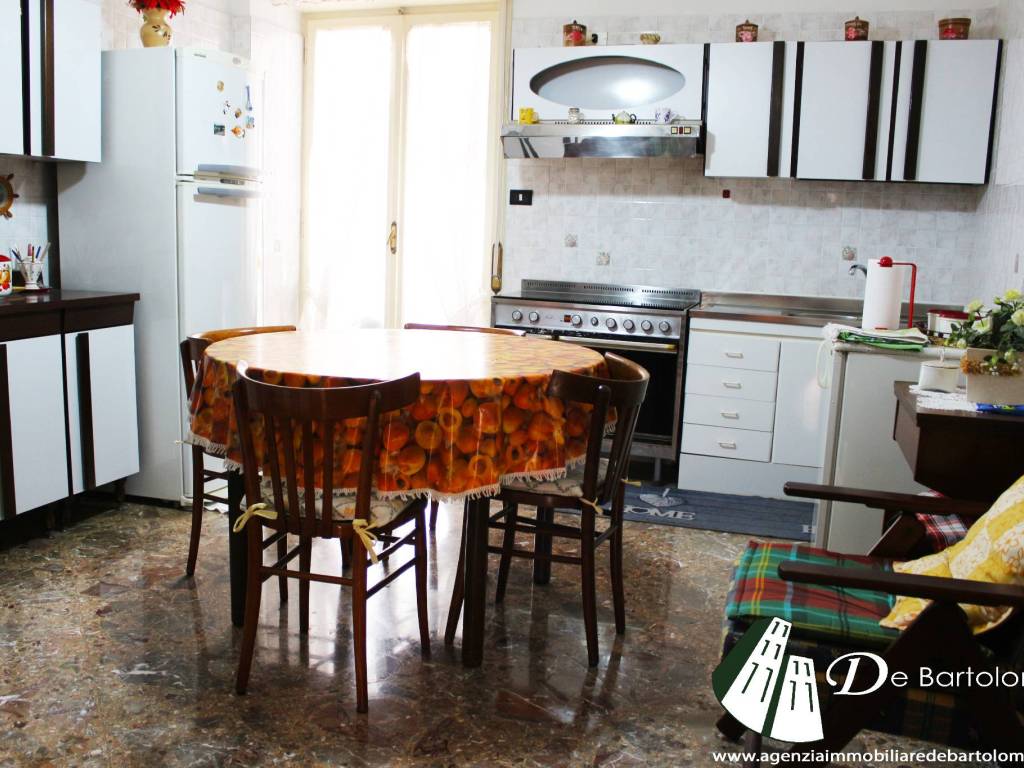 Appartamento a Taranto in Via Dante Alighieri - Foto 4