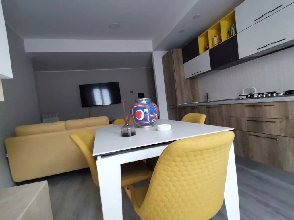 Appartamento a Luco dei marsi in Via Torlonia S.N.C. - Foto 5