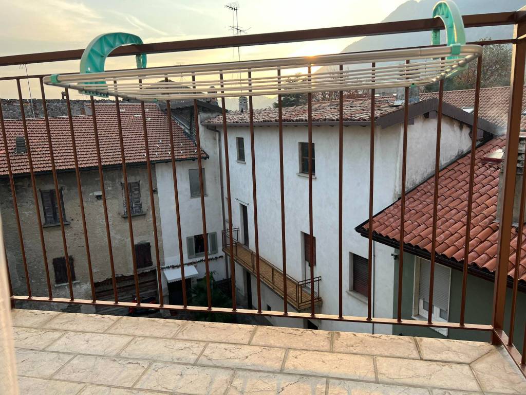 Appartamento a Valmadrera in Via Giuseppe Parini - Foto 2