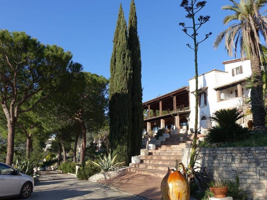 Villa a Minervino murge in Via Vecchia Gravina - Foto 4