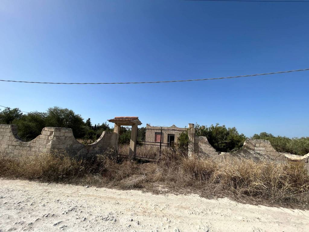 Casa indipendente a Siracusa in Monasteri - Foto 2