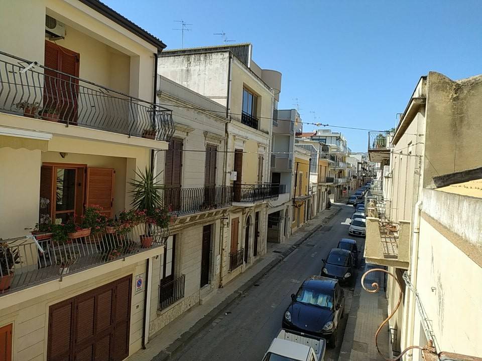 Casa indipendente a Floridia in Via Palestro - Foto 5