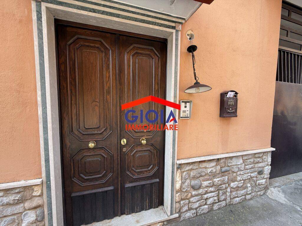 Appartamento a Mondragone in Via Maggiore Boccucci, 81 - Foto 2