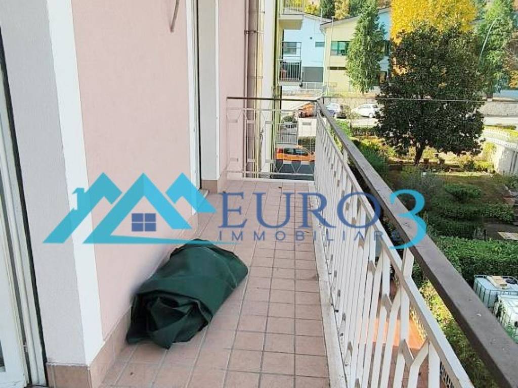 Appartamento a Roccafluvione in Via Pietro Nenni - Foto 5