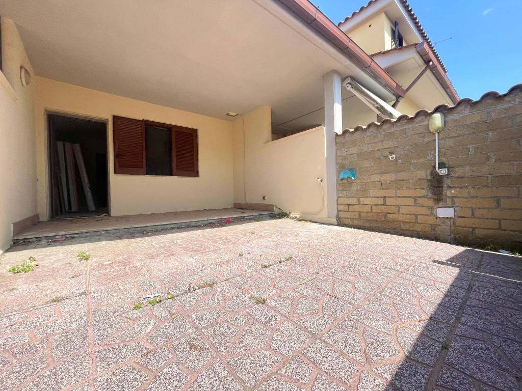 Villa a Ladispoli in Viale Mediterraneo - Foto 3