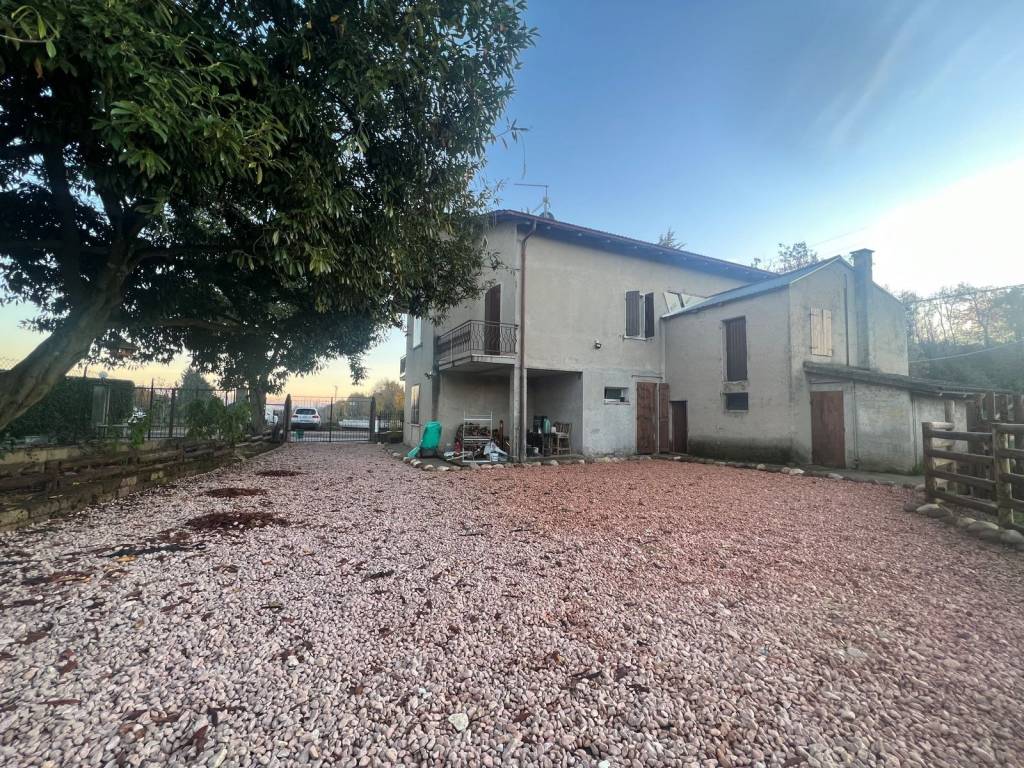 Rustico / casale a Costermano sul garda in Via Castagnari, 8 - Foto 4