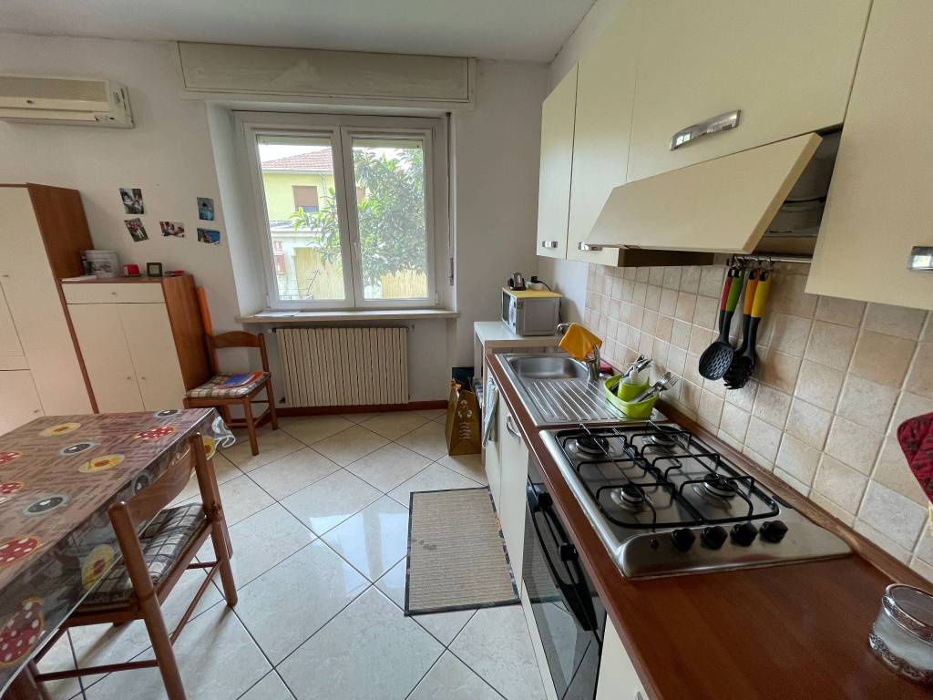 Appartamento a Novara in Via Fulcieri Paolucci de' Calboli, 22 - Foto 4