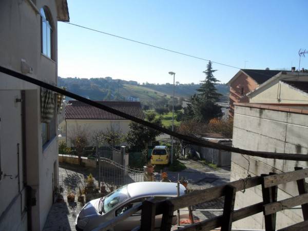 Casa indipendente a Sant'elpidio a mare in Via Gabriele D'Annunzio - Foto 2