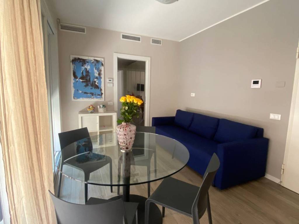 Appartamento a Como in Via Rezzonico - Foto 2