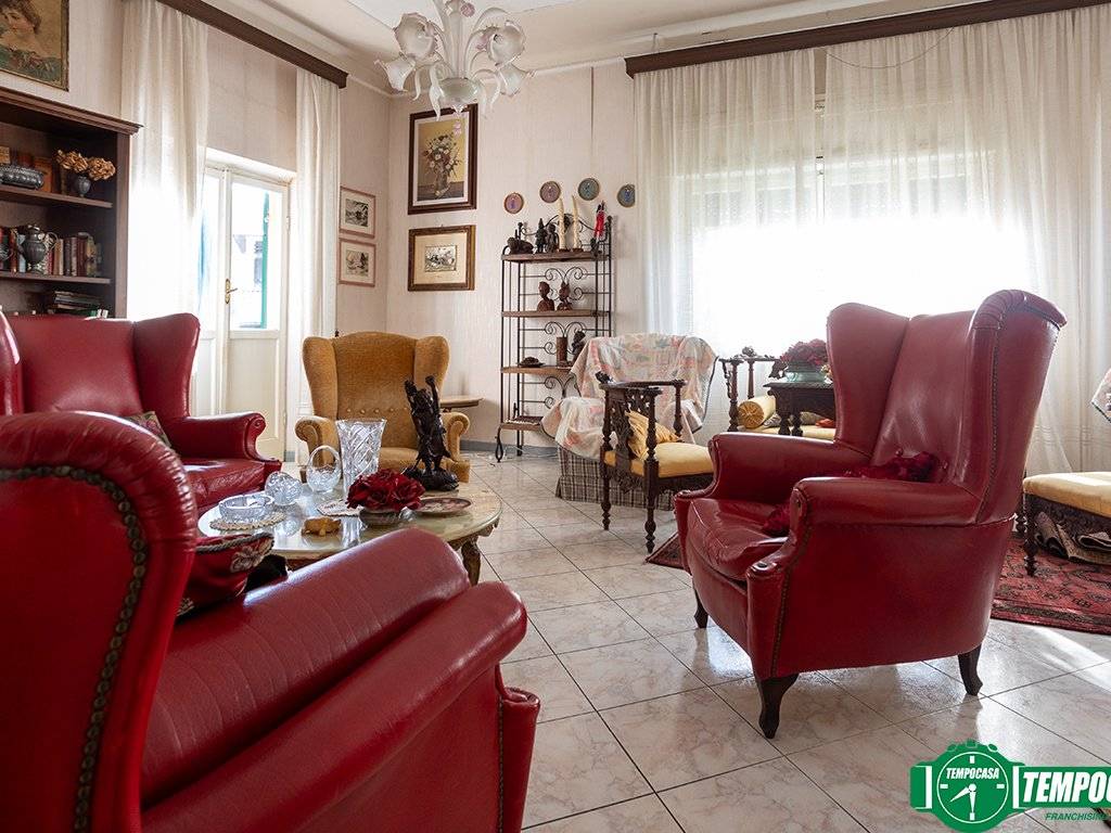 Villa a La spezia in Viale San Bartolomeo, 1057 - Foto 2