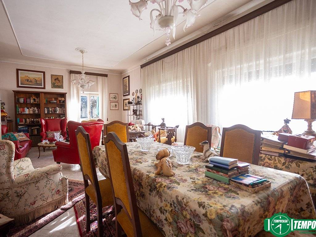 Villa a La spezia in Viale San Bartolomeo, 1057 - Foto 4
