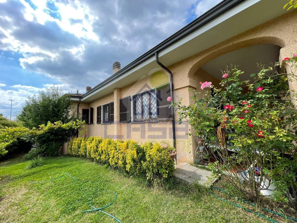 Villa a Castel san giovanni in silvio pellico - Foto 4