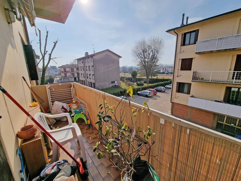 Appartamento a Angera in Via Adda - Foto 5