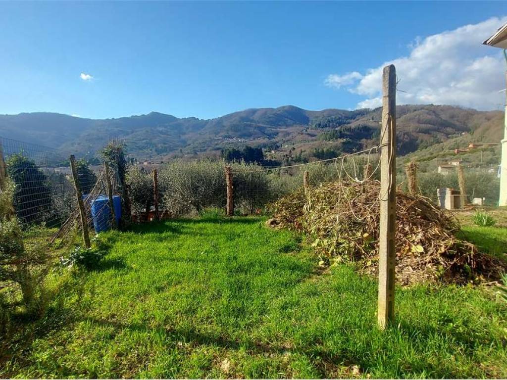 Casa indipendente a Borgo a mozzano - Foto 2