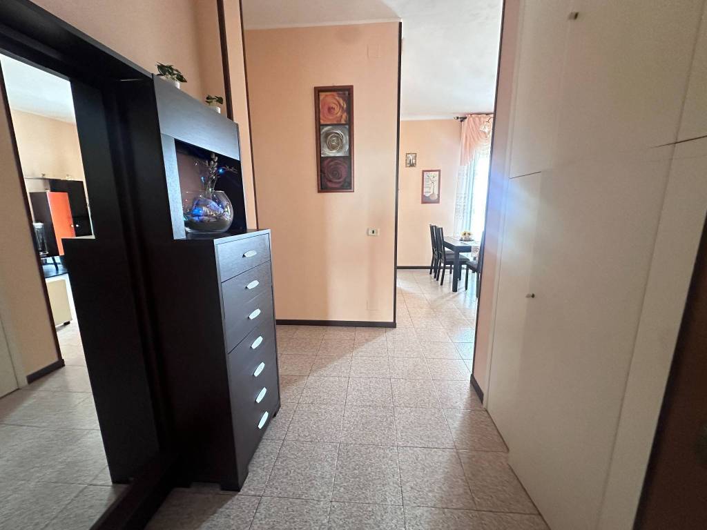 Appartamento a Parma in Via Sante Vincenzi - Foto 2