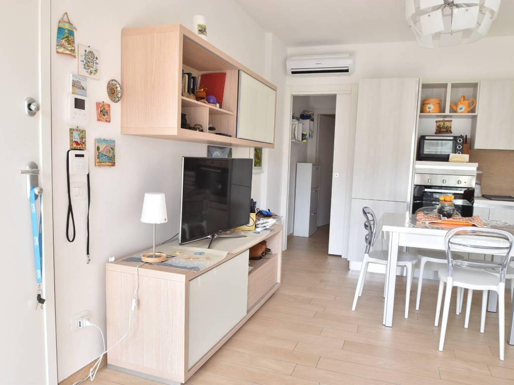 Appartamento a Loano in Via Giuseppe Verdi - Foto 4