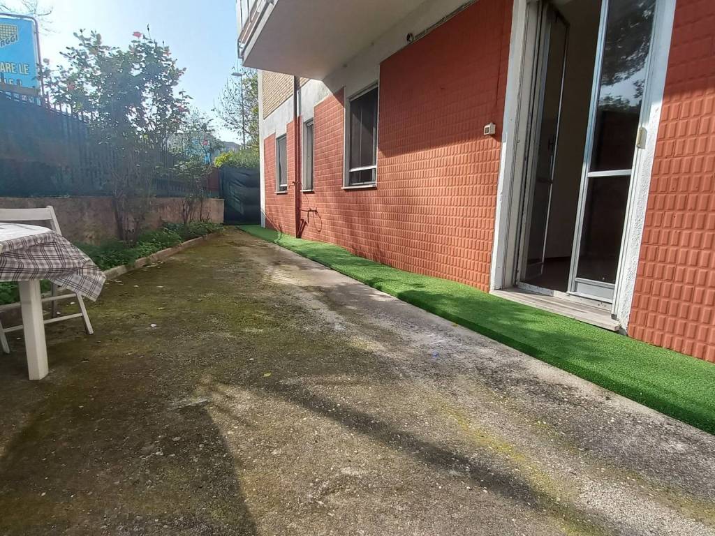 Appartamento a Ancona in Via Alessandro Maggini - Foto 2