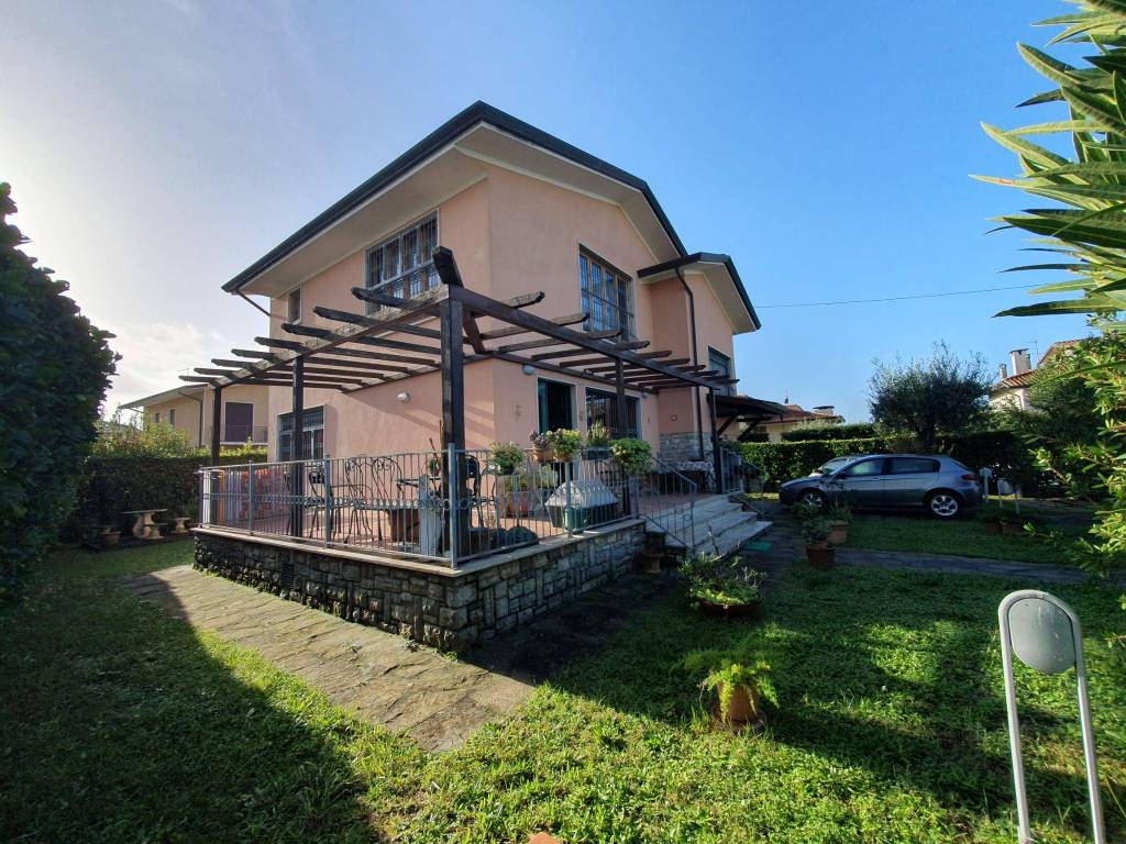 Villa a Pietrasanta - Foto 3