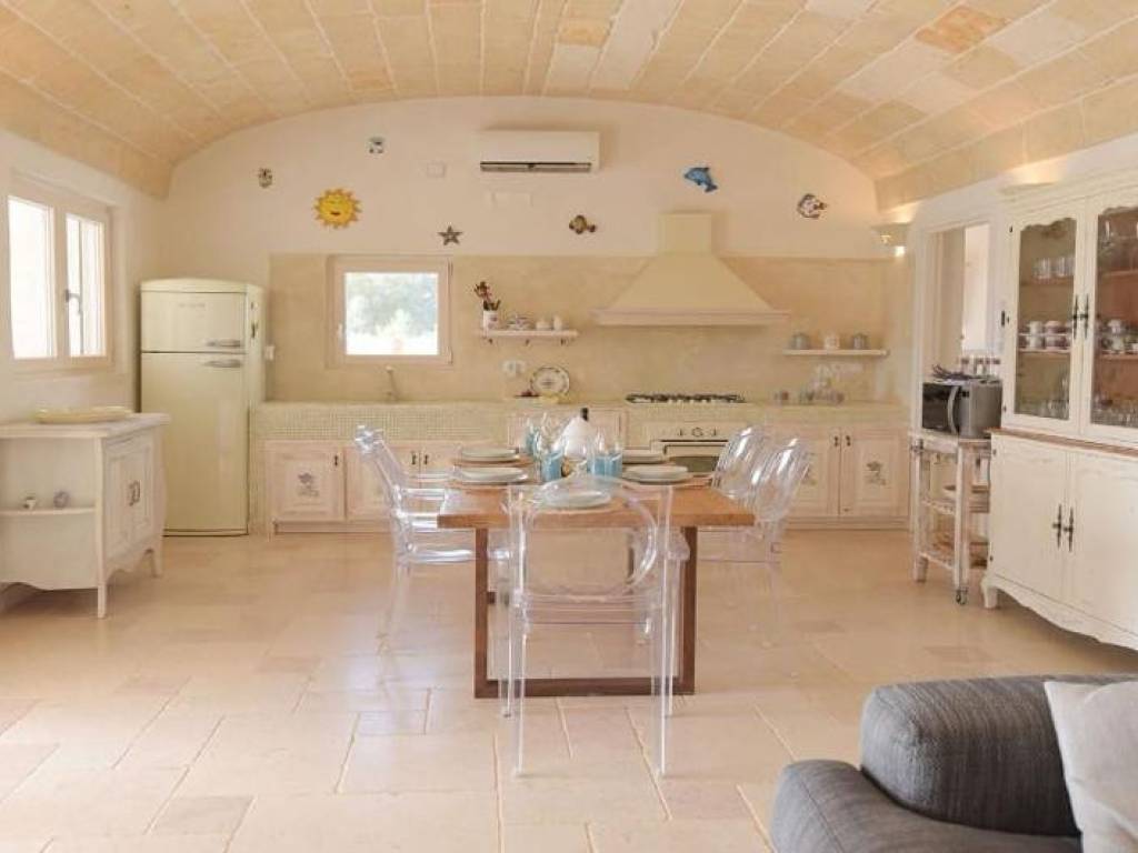 Villa a Ostuni in Via Papa Giovanni XXIII, 156 - Foto 2