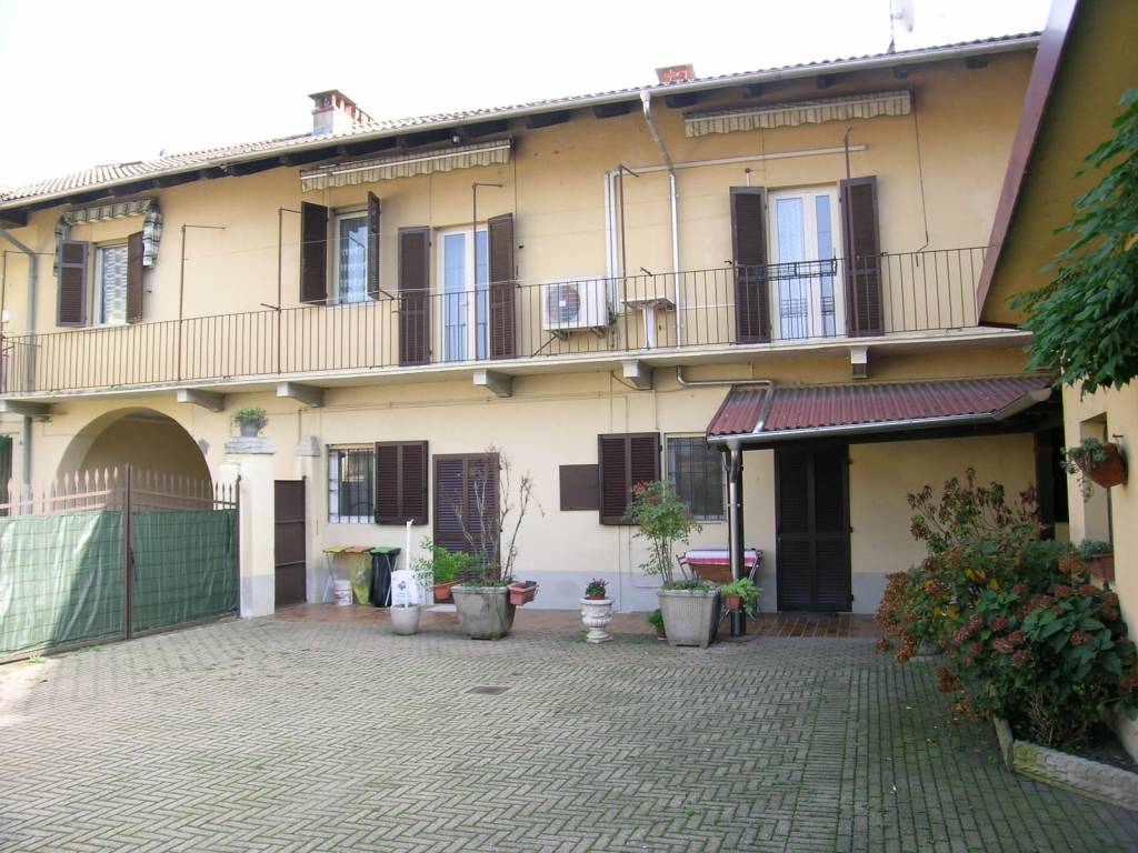 Appartamento a Casaleggio novara in Via Vittorio Emanuele III, 20 - Foto 3
