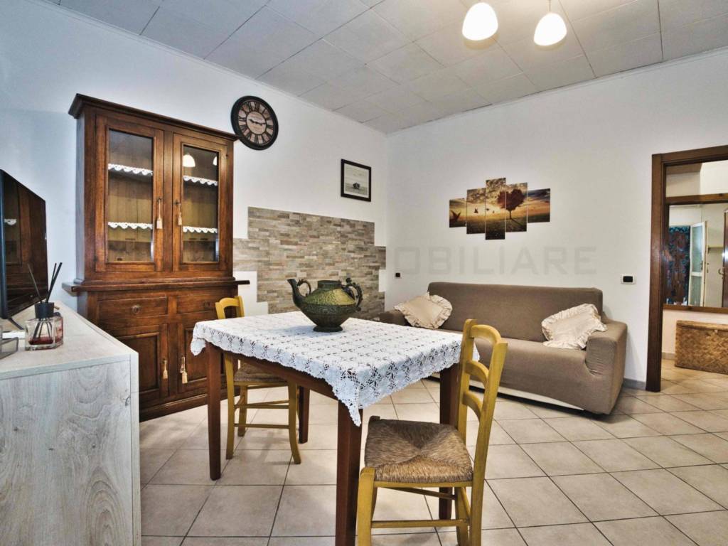 Appartamento a Piombino in Via Edmondo De Amicis - Foto 2