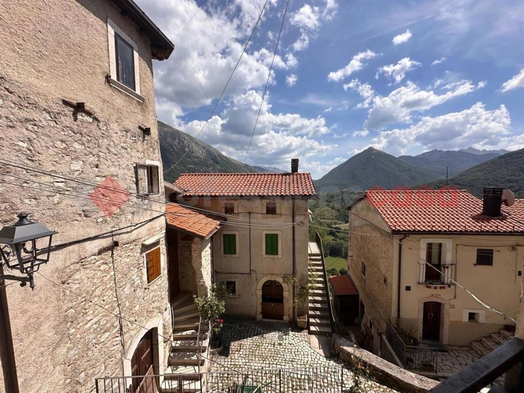 Casa indipendente a Pescasseroli - Foto 2