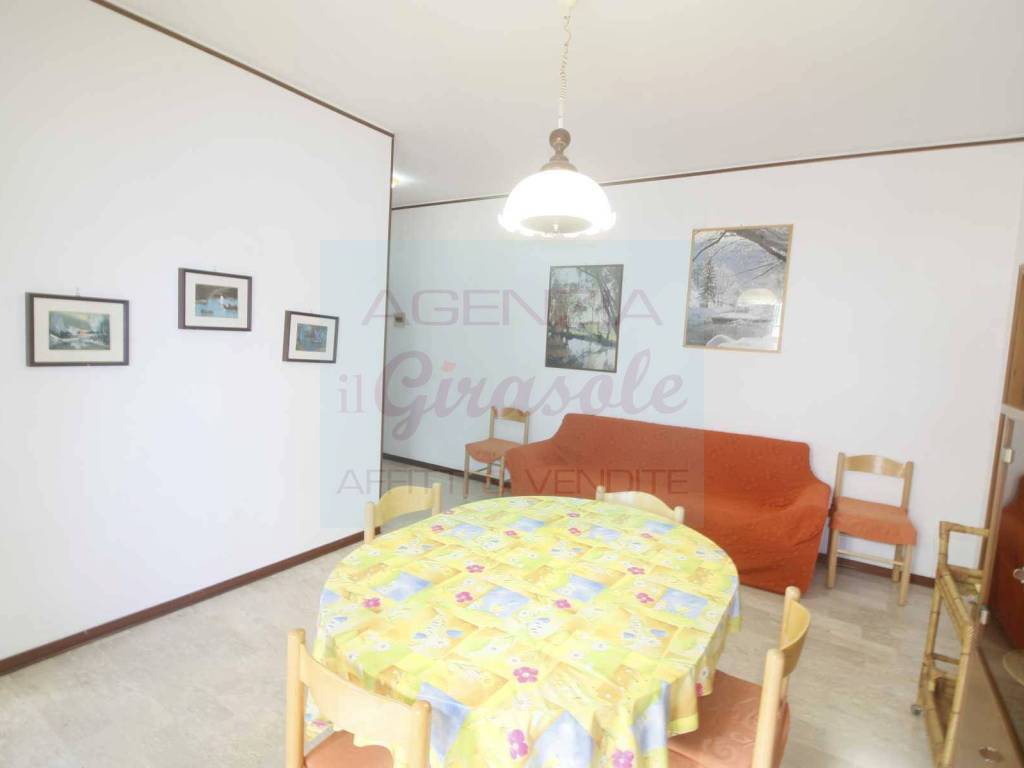 Appartamento a Alba adriatica in Lungomare Guglielmo Marconi, 96 - Foto 5